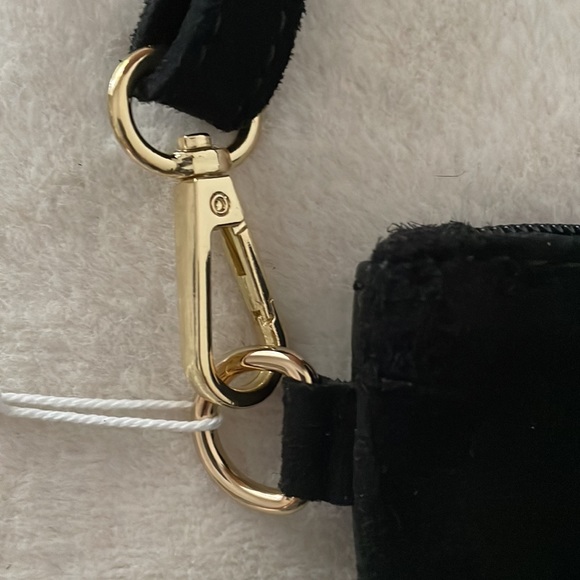 Vintage Bazaar Multi Use Leather Bag - Picture 6 of 8